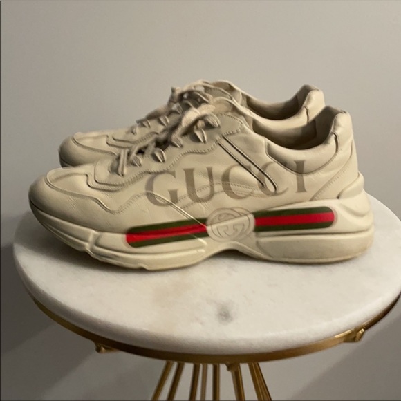 Gucci Rhyton sneakers - Picture 3 of 6